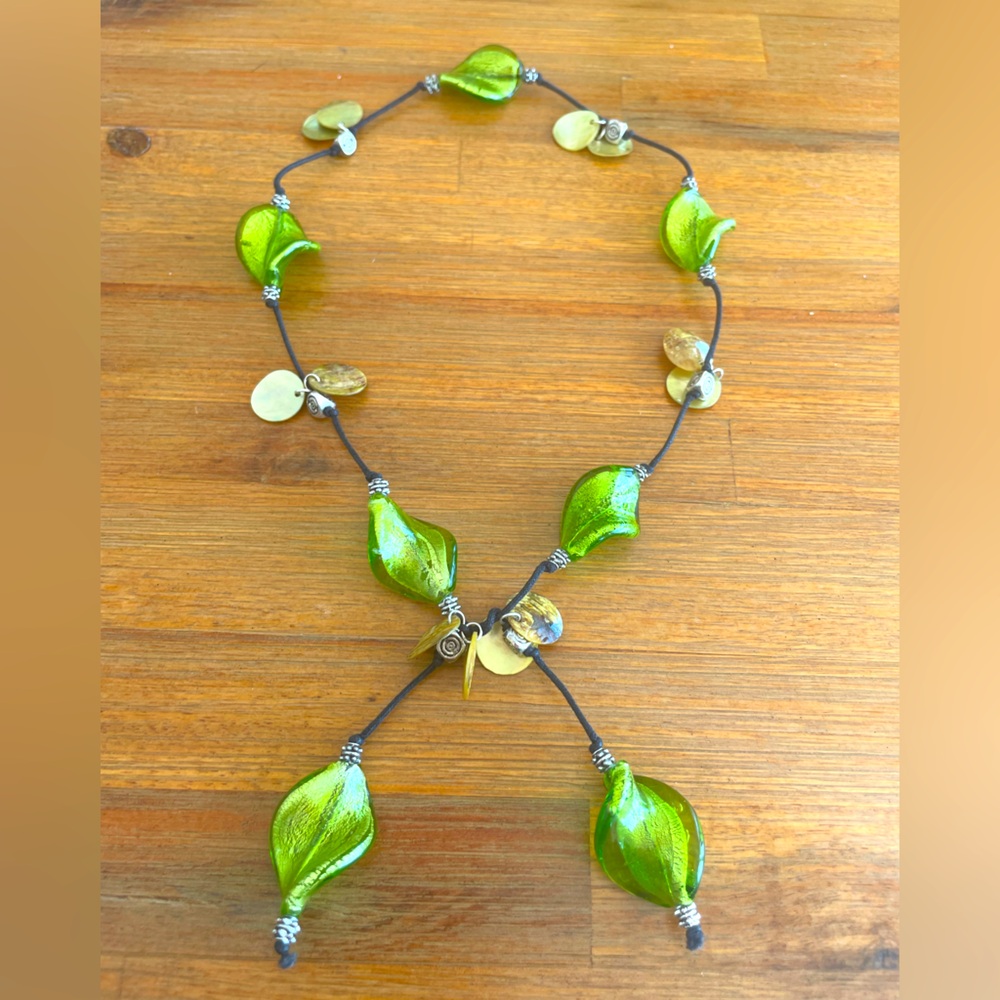 Handmade Peridot Green Glass Twist Bead Lariat Style Necklace w/ Shell Discs